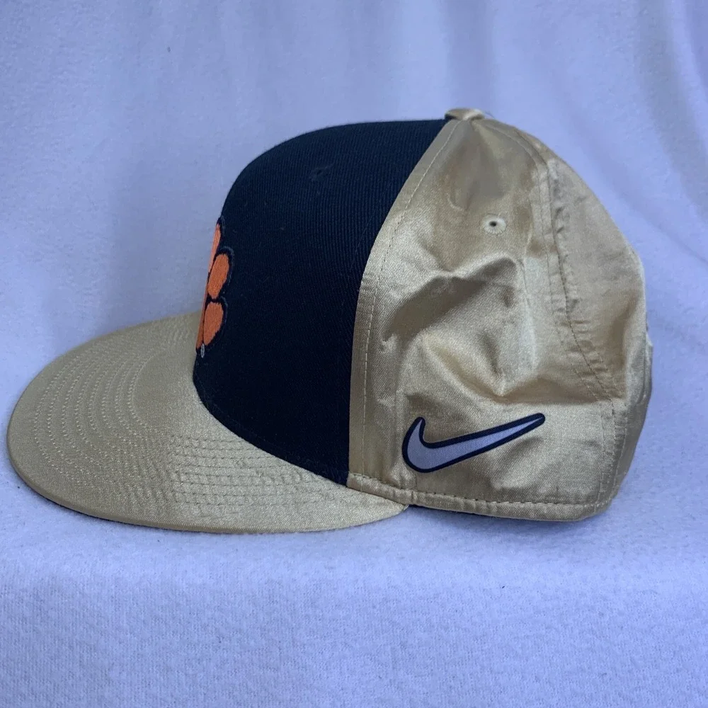 Clemson Tigers 2016 National Championship Hat Football Nike Official Locker Room